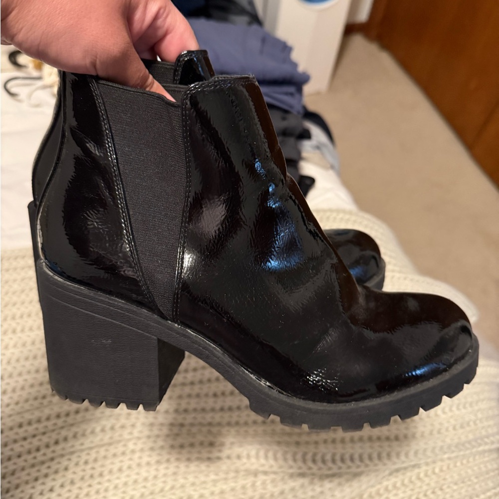 Dirty Laundry Black Ankle Boots with Chunky Heel